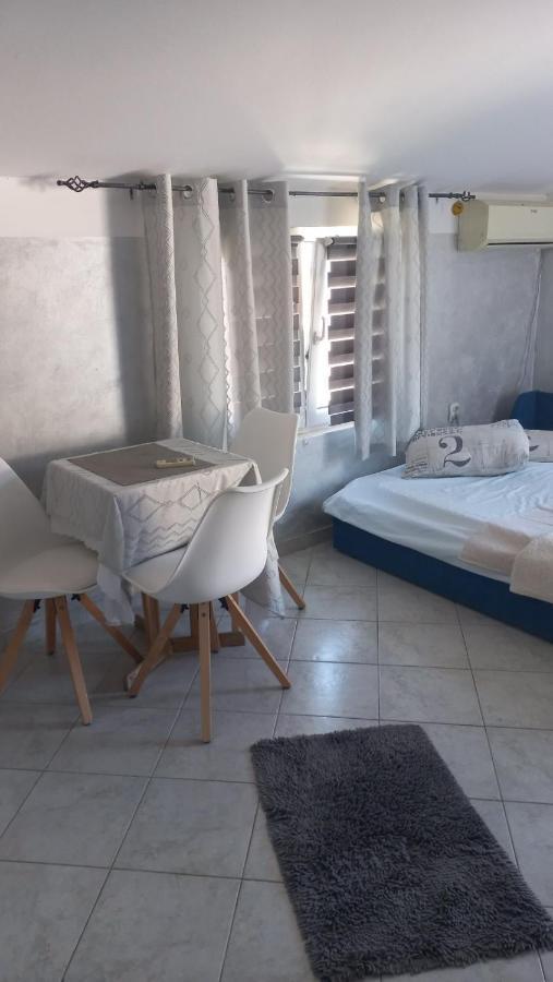 Belane Apartments Tivat Exterior photo